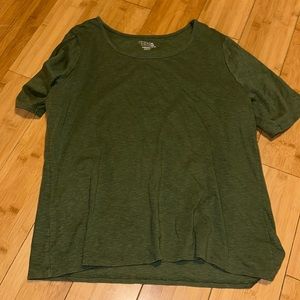 olive green tshirt
